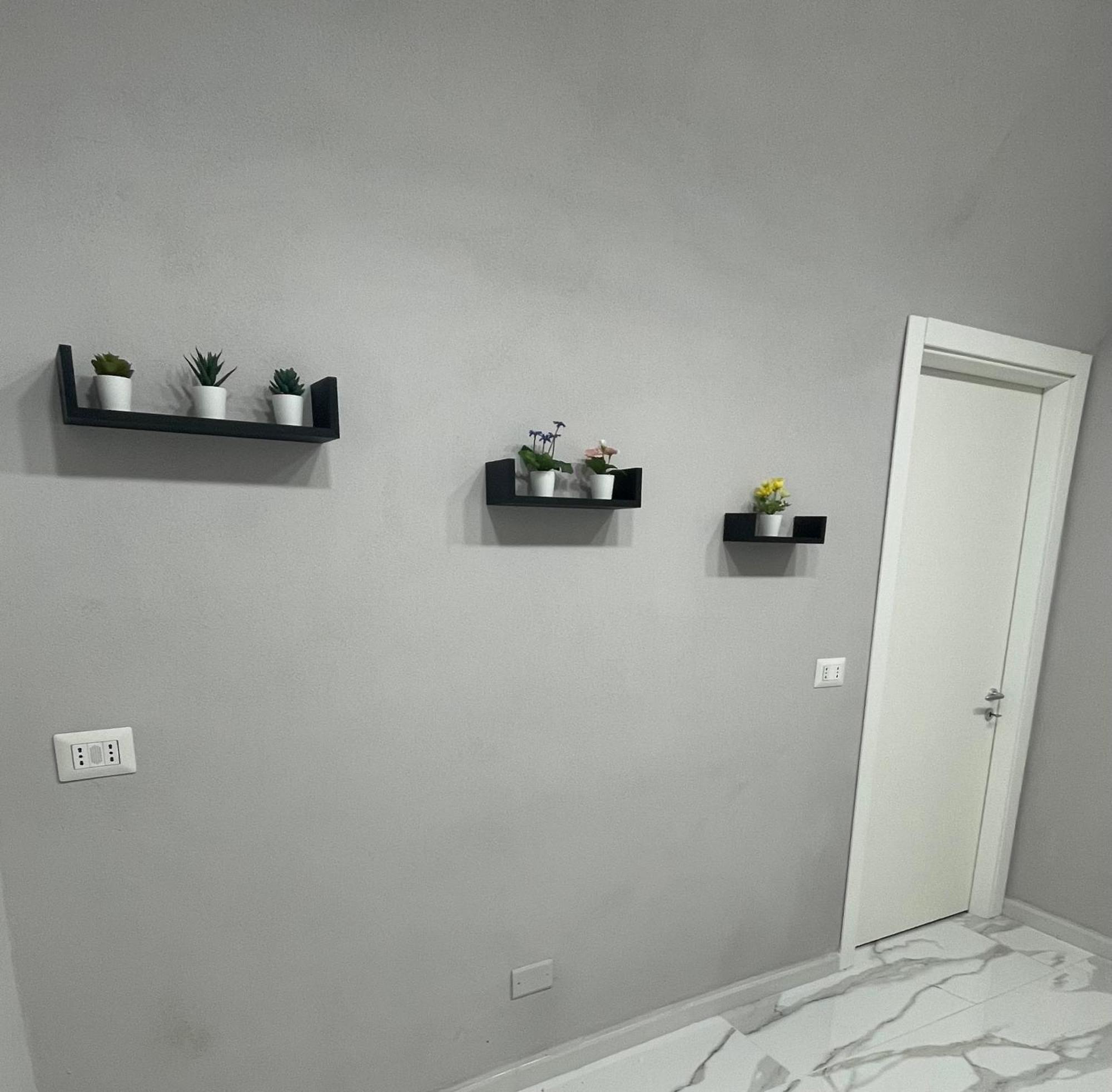B&B Vittoria Napoli Bagian luar foto